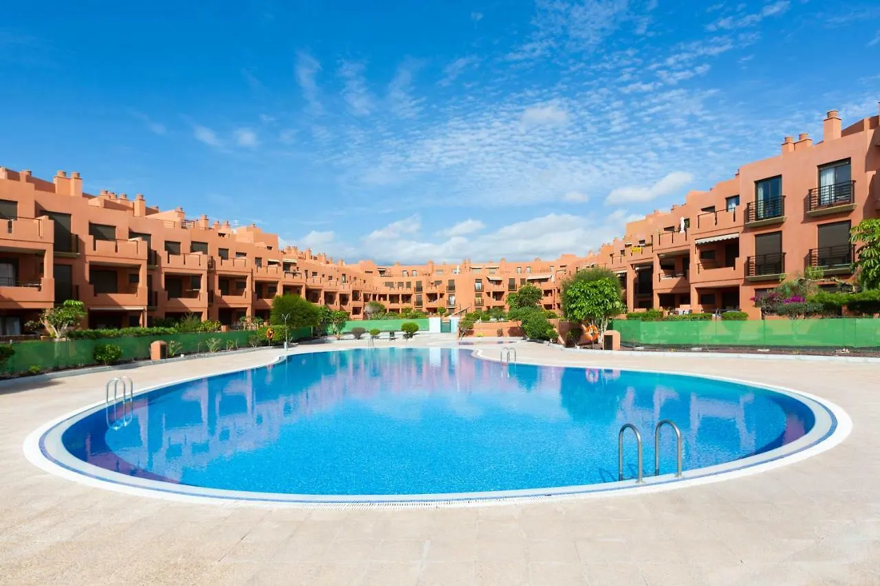 Paradise Palms Apartments contacts